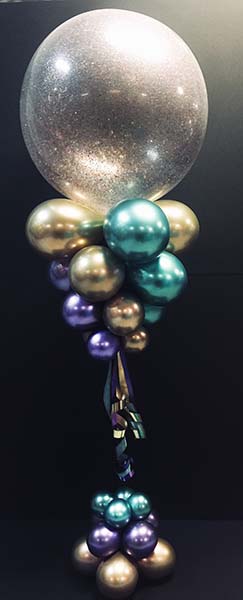 This 30 inch iridescent bubble decor balloon serves as a stunning area decoration for parties and large events.
